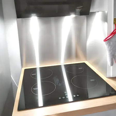 Apartment Avec Vue A 35 M² Piscine Partagee